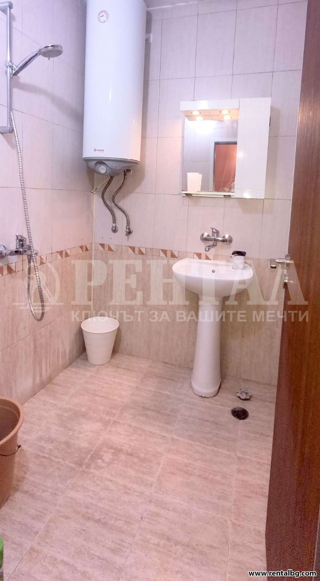 Уютен апартамент под наем в Беломорски 6 9